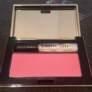 Bobbi Brown Glow to Go Blush & Illuminate